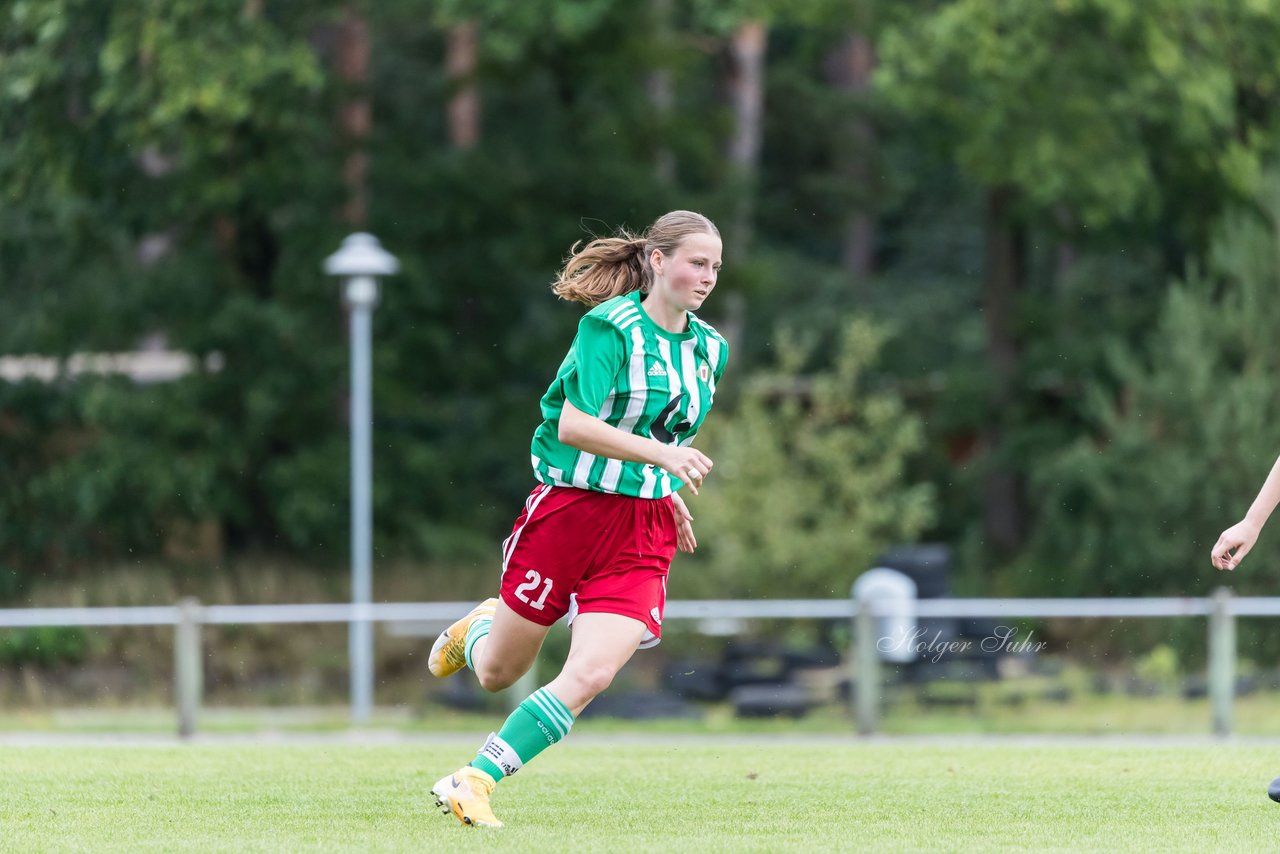 Bild 101 - F SV Boostedt - SV Fortuna St. Juergen : Ergebnis: 2:1